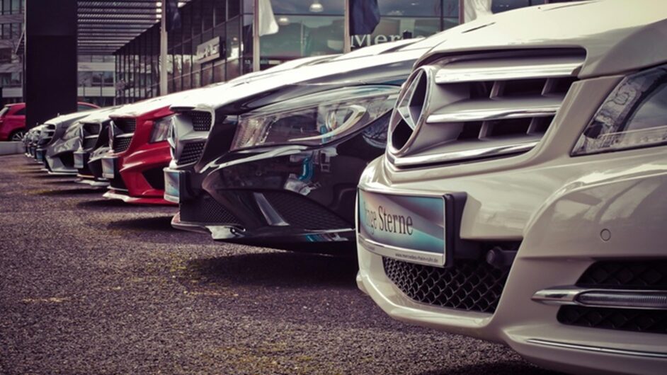 Labrinsi Cars Rental